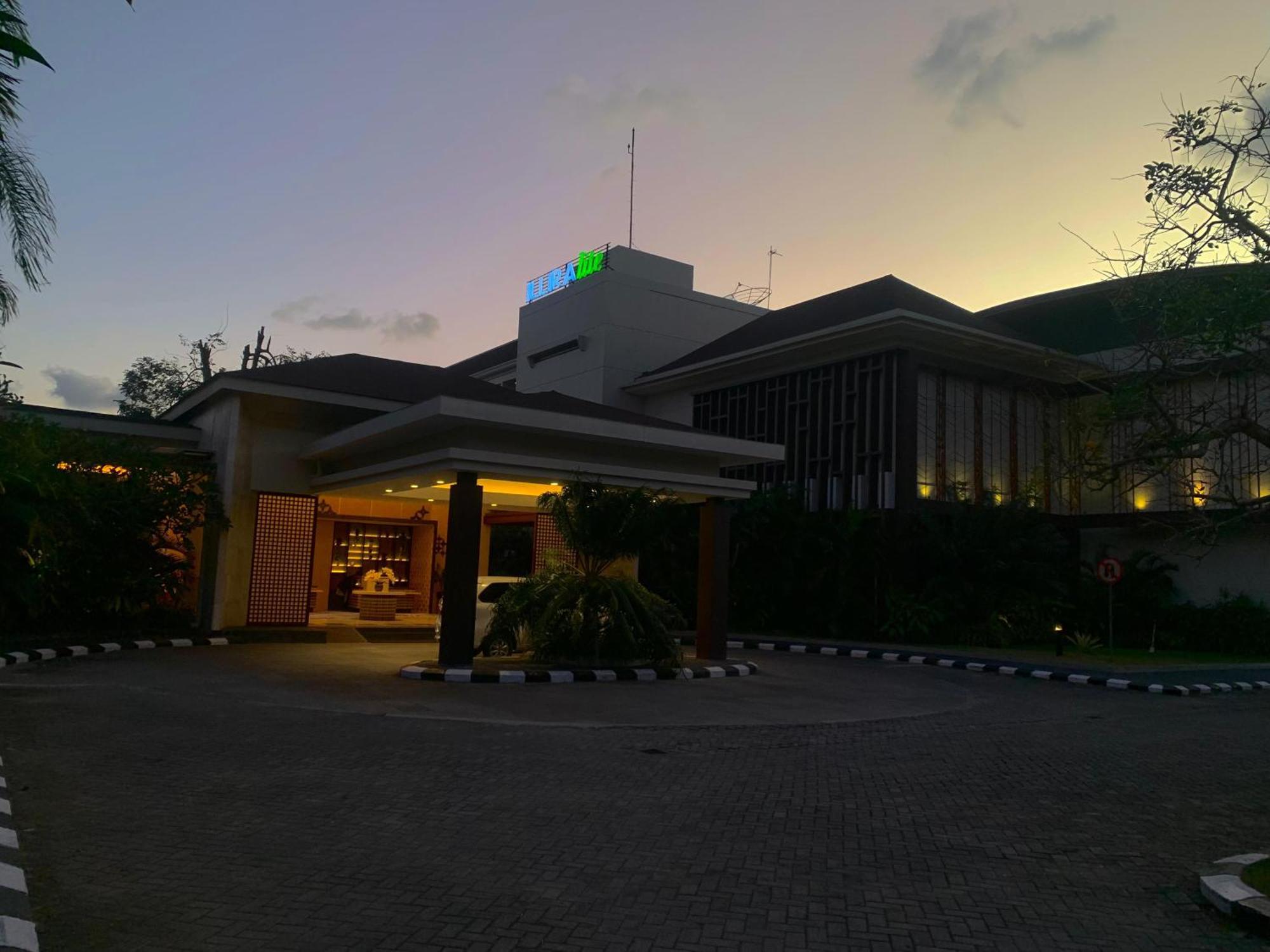 Hotel Illira Lite Praya Lombok Esterno foto